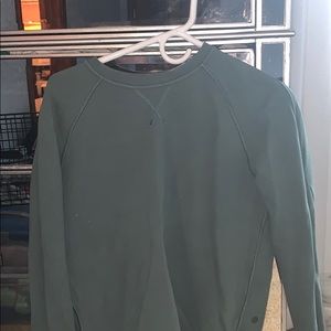 green lululemon crew neck